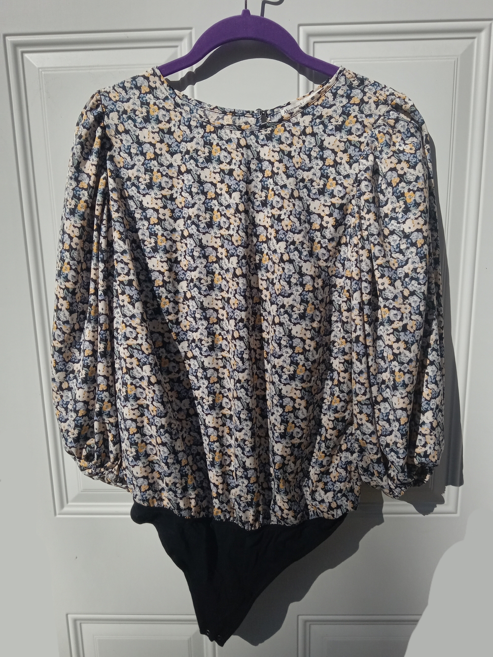 A &F Floral Puff-Sleeve Bodysuit in Blue and Yellow Size Medium